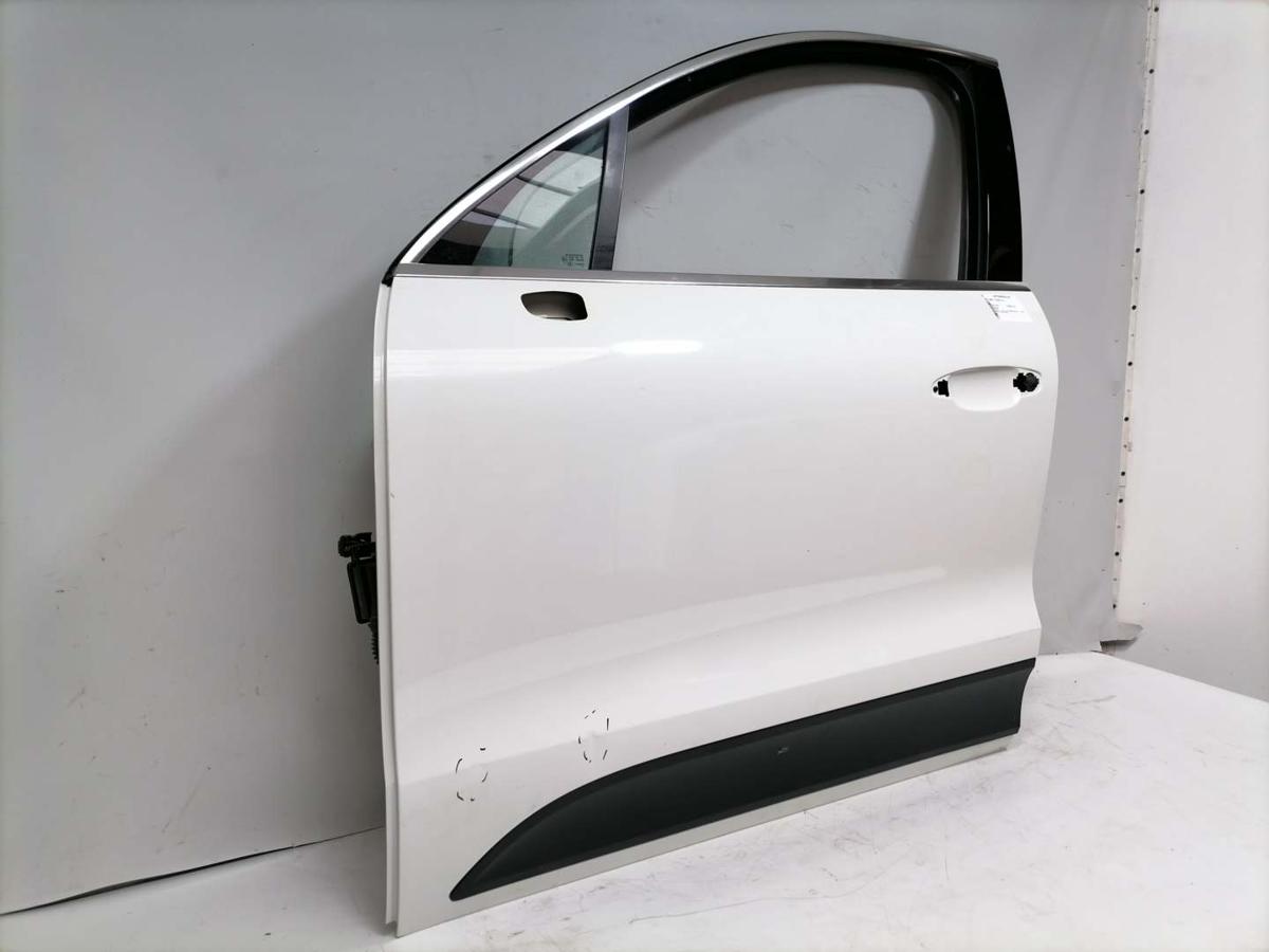 Porsche Macan original T&uuml;r vorn links Rohbau mehrere kleine Besch&auml;digungen Bj.2015